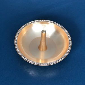 Reed & Barton Luxe Collection Facets Ring Holder in Gold